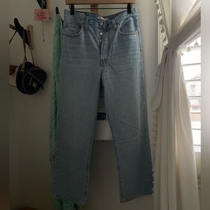 Levi’s Ribcage Straight Jeans